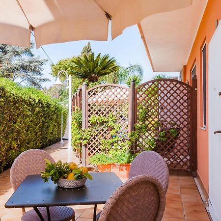 Calliope'S Apartments - Stella Del Mare Syracuse Екстер'єр фото