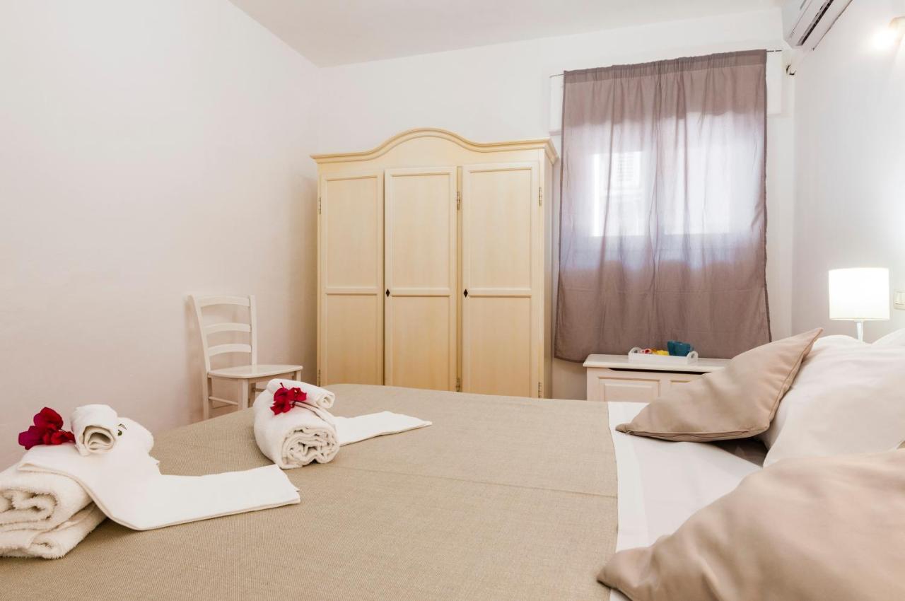 Calliope'S Apartments - Stella Del Mare Syracuse Екстер'єр фото