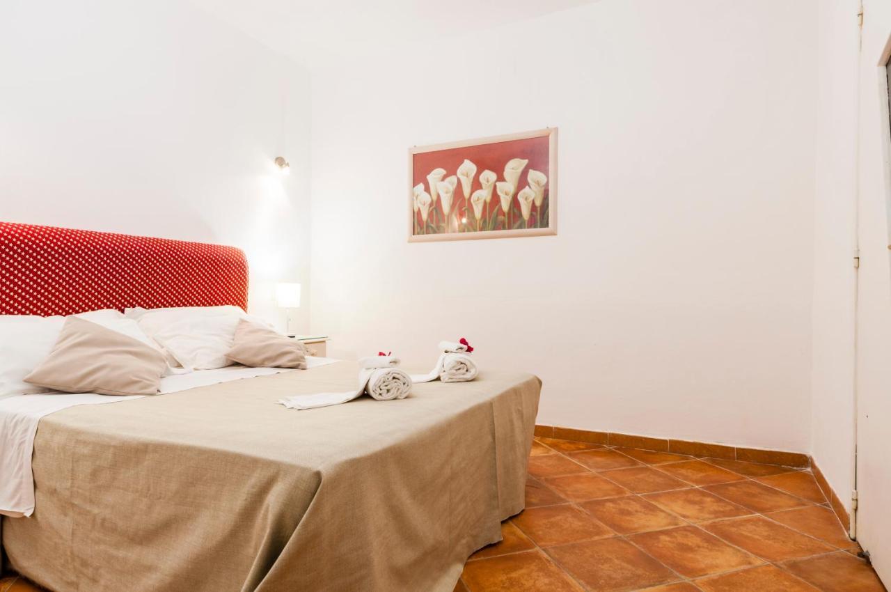 Calliope'S Apartments - Stella Del Mare Syracuse Екстер'єр фото