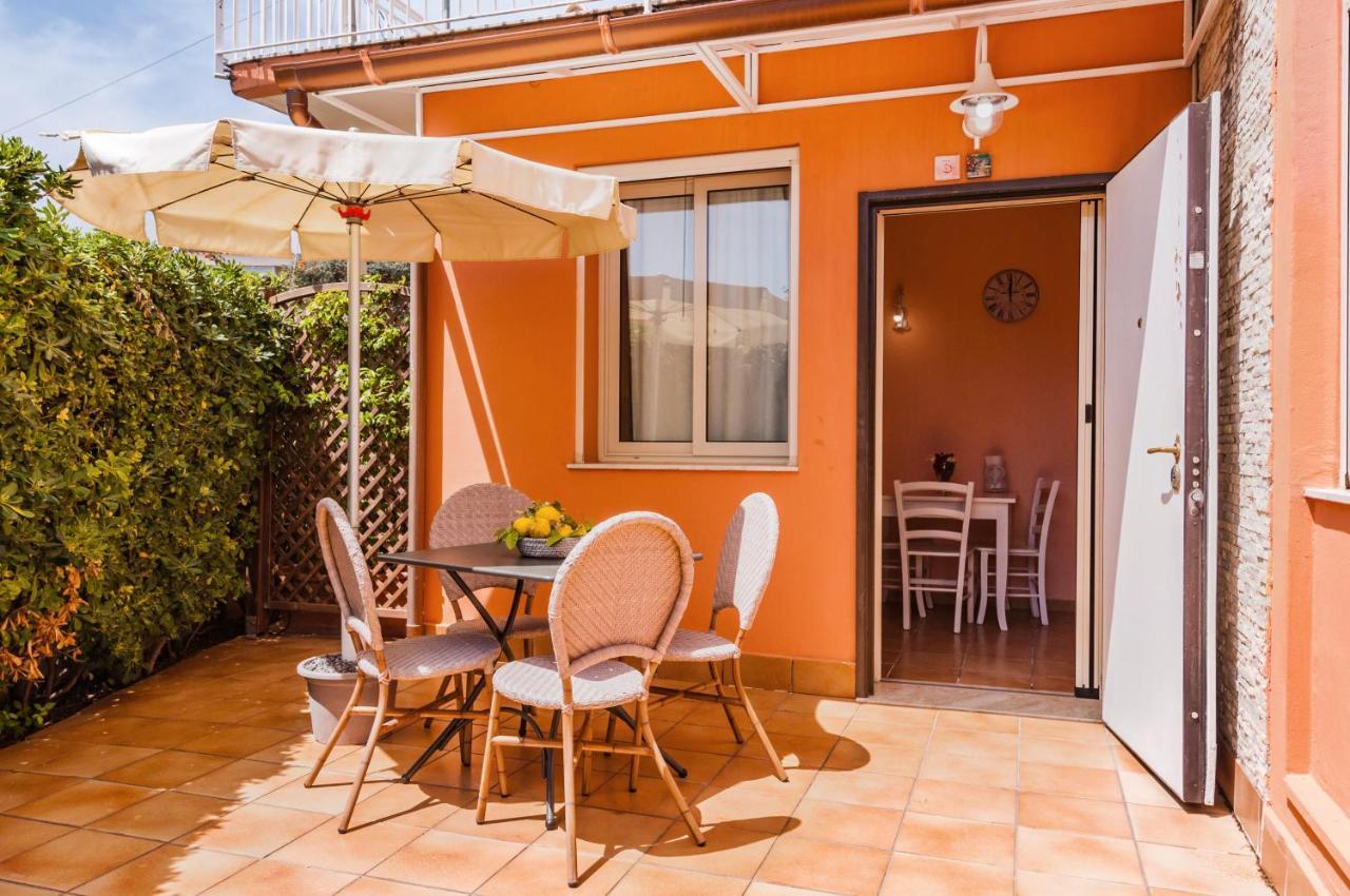 Calliope'S Apartments - Stella Del Mare Syracuse Екстер'єр фото